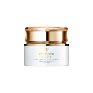 Suojaava vahvistava voide SPF 22