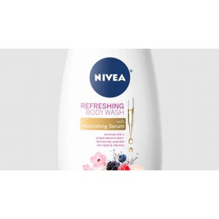 Virkistävä villimarjat ja hibiscus ravitsevalla seerumilla