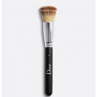 Dior Backstage -sivellin nro 12